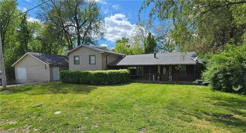 6004 Amazonia Road, Saint Joseph, MO 64505