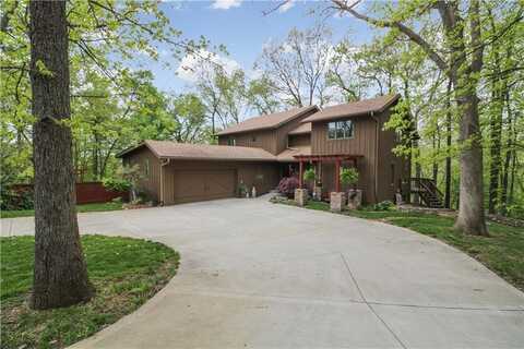 12 Woodland Trail, Warrensburg, MO 64093