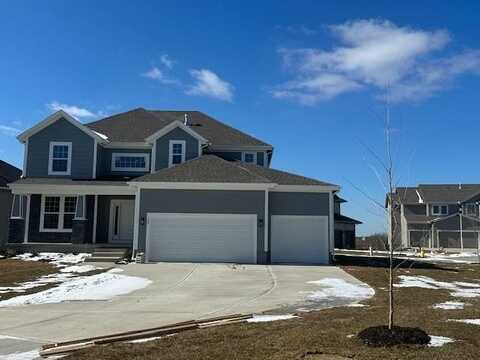 129 N Singletree Street, Olathe, KS 66061