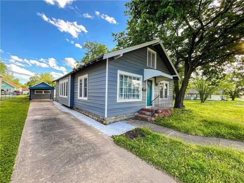 917 W Main Street, Independence, KS 67301
