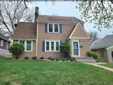 2919 Pierce, Sioux City, IA 51104