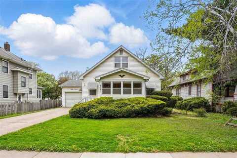 807 S 7th Ave, IowaCity, IA 52240