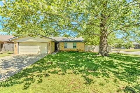 217 W Apple Branch Way, Mustang, OK 73064
