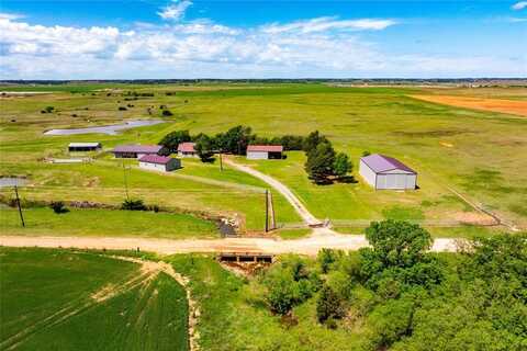 81631 N 2670 Road, Watonga, OK 73772