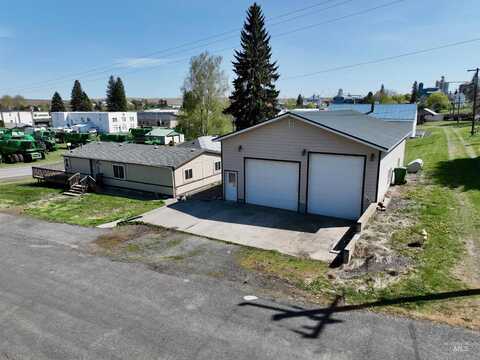 702 3rd Ave, Nezperce, ID 83543
