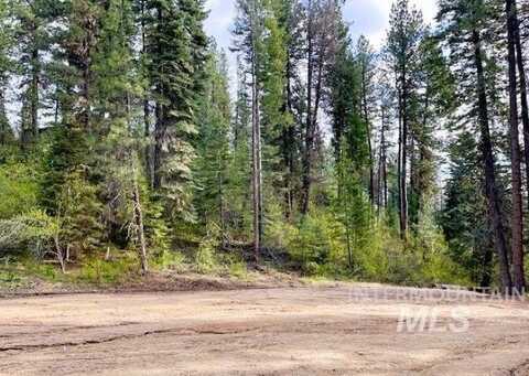 10 Shadow Rd, Garden Valley, ID 83622