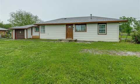 911 N Rangeline Street, Tecumseh, OK 74873