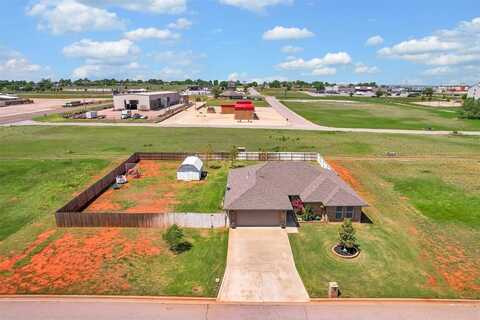 107 Chuckwagon Way, Elk City, OK 73644