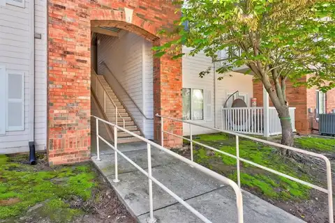 2200 Classen Boulevard, Norman, OK 73071