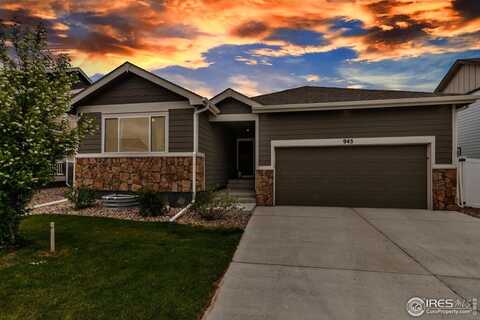 945 Maplebrook Dr, Windsor, CO 80550