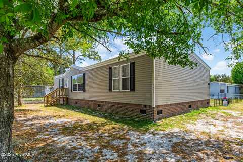 2604 Francis Street SW, Supply, NC 28462