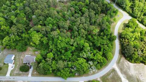 160 Barrington Ridge, Bogue, NC 28570