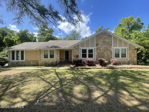 107 Courtland Drive, Jacksonville, NC 28546