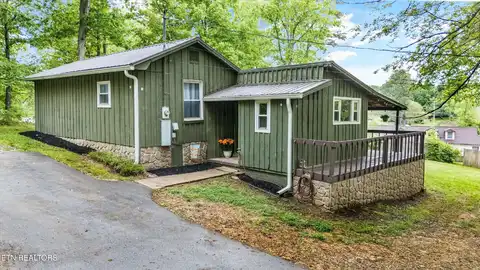 2724 Tipton Station Rd, Knoxville, TN 37920