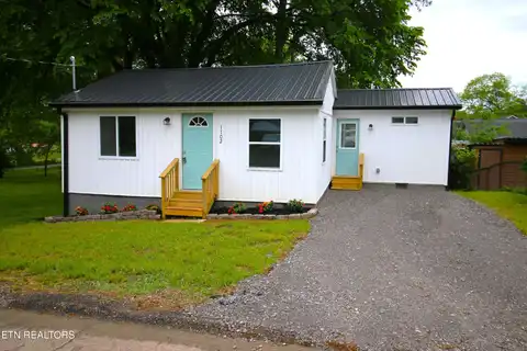 1102 Drive D, Knoxville, TN 37920