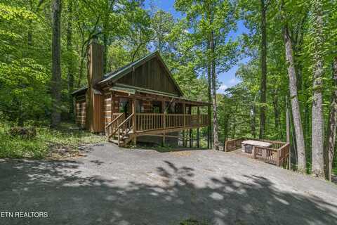 3426 Twin City Way, Sevierville, TN 37863