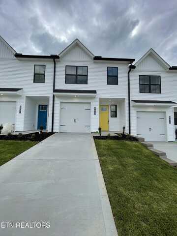 8833 Chapman Trace Way, Knoxville, TN 37920