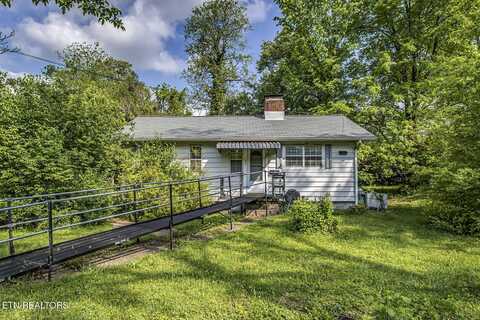 109 Utah Ave, Oak Ridge, TN 37830