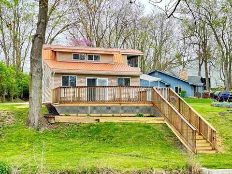 25 W16a Lane, North Webster, IN 46555