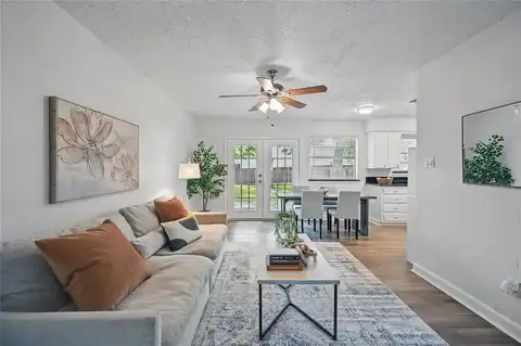 528 Chambers Street, Denton, TX 76205