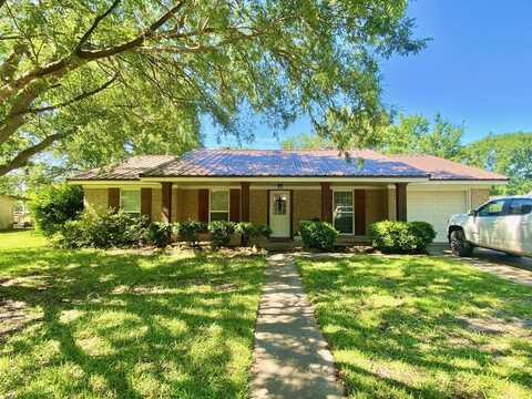685 W 4th Street, Groveton, TX 75845