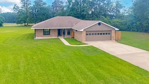 1826 Carrell Road, Lufkin, TX 75901