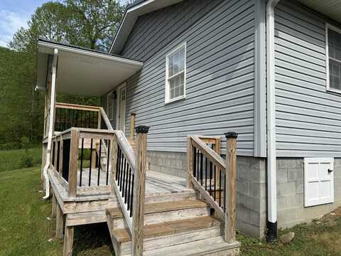 6748 Zebulon Highway, Pikeville, KY 41501