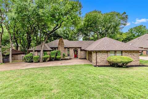 3830 Lucena Court, Grand Prairie, TX 75052