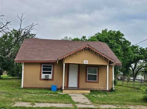 109 Farish Avenue, Rosebud, TX 76570