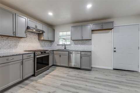 2908 Scottsbluff Drive, Dallas, TX 75228