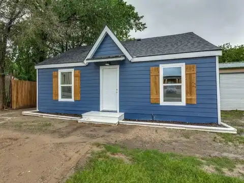 707 W Lamar Street, Alvord, TX 76225