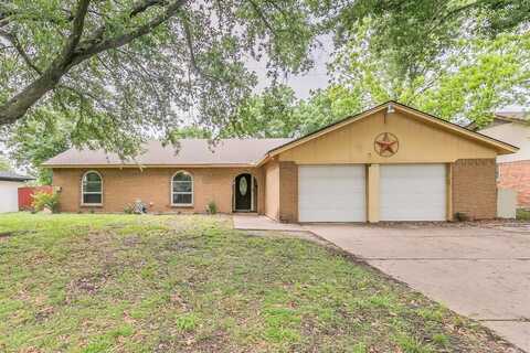 836 Springdale Road, Bedford, TX 76021