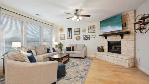 809 Summer Lane, McKinney, TX 75071
