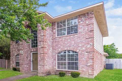 100 Hunter Drive, Cedar Hill, TX 75104