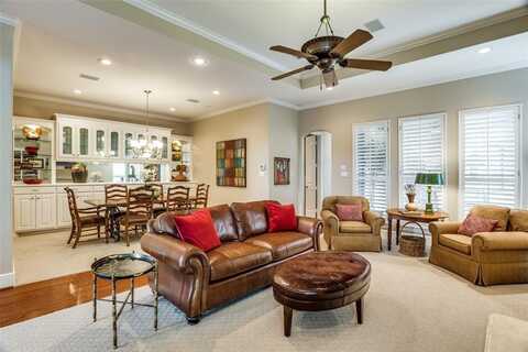 4209 Oak Park Court, Fort Worth, TX 76109