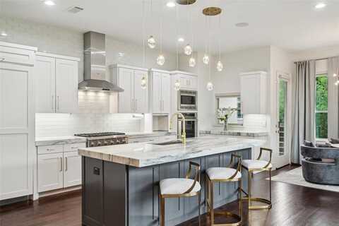 3910 Holland Avenue, Dallas, TX 75219