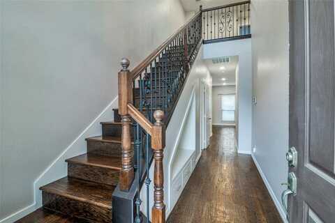 6715 Ports O Call Drive, Rowlett, TX 75088