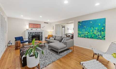 6135 Bandera Avenue, Dallas, TX 75225