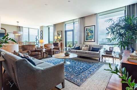 5656 N CENTRAL Expressway, Dallas, TX 75206