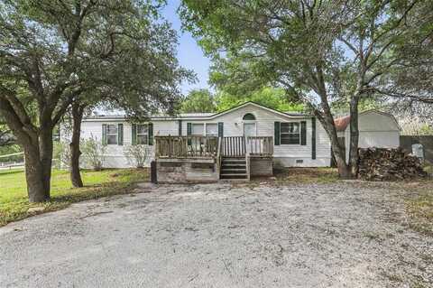 140 Draper Drive, Springtown, TX 76082