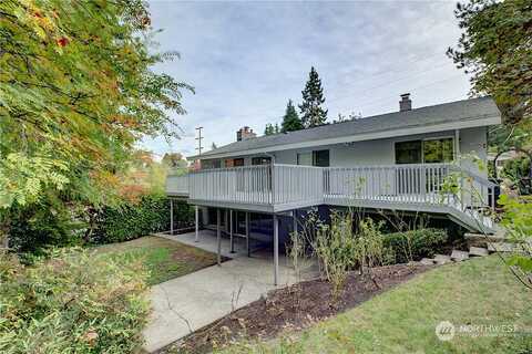 40Th, MERCER ISLAND, WA 98040