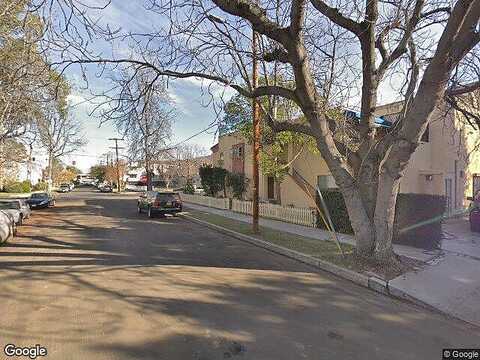 Bainbridge, VALLEY VILLAGE, CA 91607