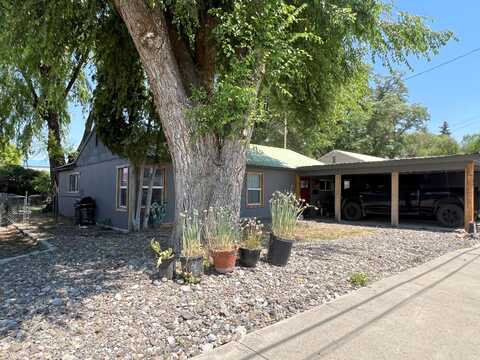 Linda, LAKEVIEW, OR 97630