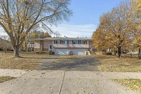 Xavier, MINNEAPOLIS, MN 55437