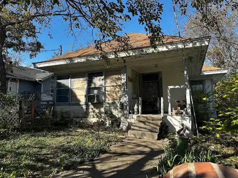 8Th, DALLAS, TX 75203