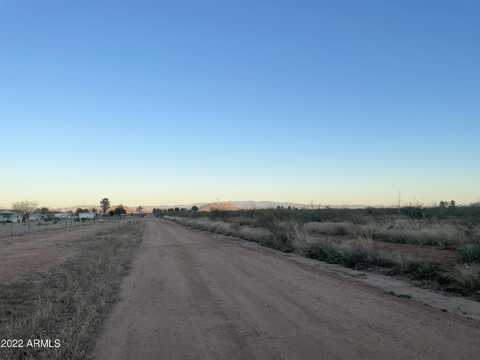 E Geronimo Way, Cochise, AZ 85606