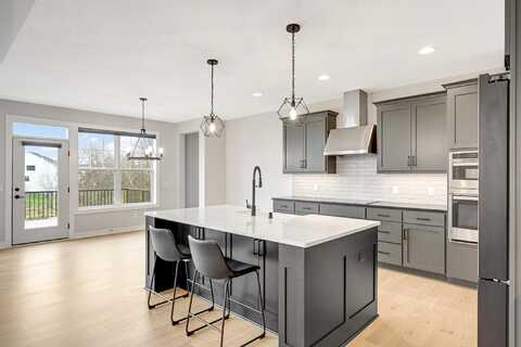 61St, MINNEAPOLIS, MN 55446