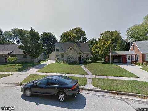 Terrace, WEST BEND, WI 53095