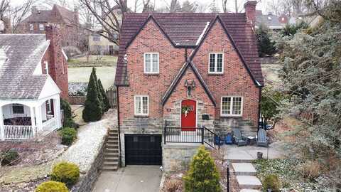 Newburn, PITTSBURGH, PA 15216