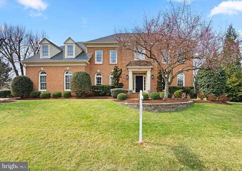 Highland Glen, MC LEAN, VA 22101